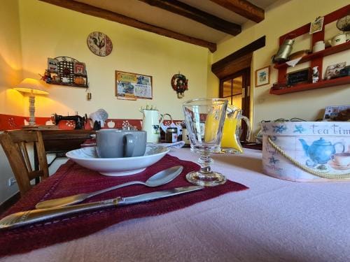 Chambre d'hotes avec WIFI et animaux acceptes - FR-1-591-668 Hotel in Centre-Val de Loire