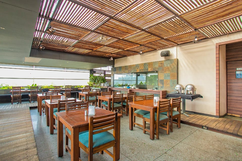 Capital O 2233 Kandi Tree Hotel in Bengaluru