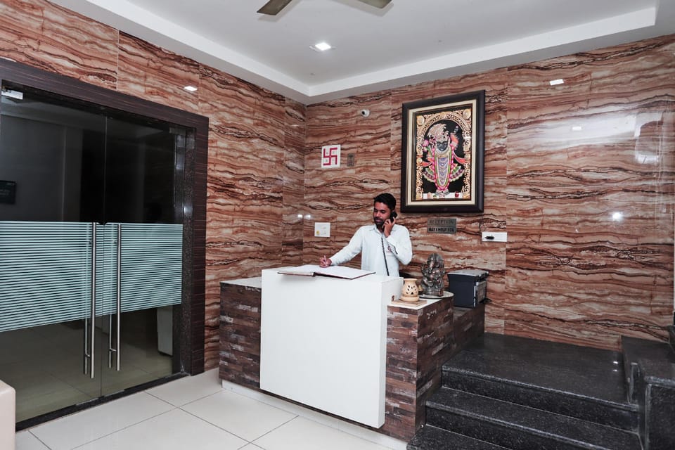OYO Yashogopal Resortico Hotel in Uttar Pradesh