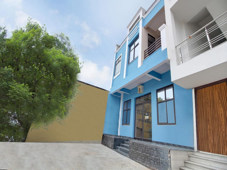 OYO 41151 Cj Cottage Hotel in Punjab, India