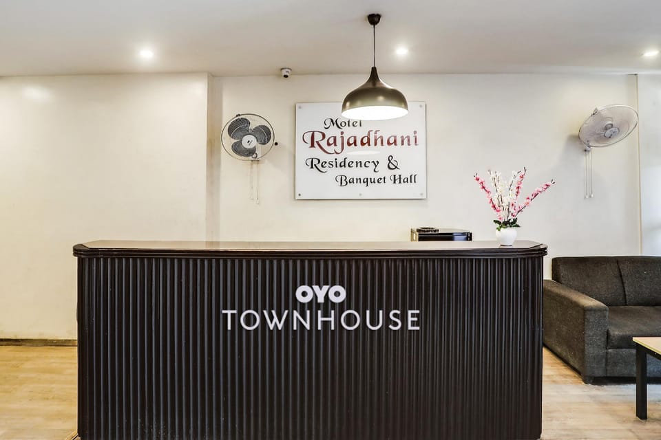 Super Townhouse Rajdhani Residency Hotel in Hyderabad