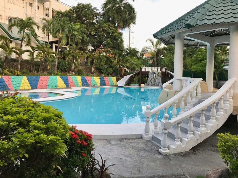 V Resort Dasma Hotel in Calabarzon