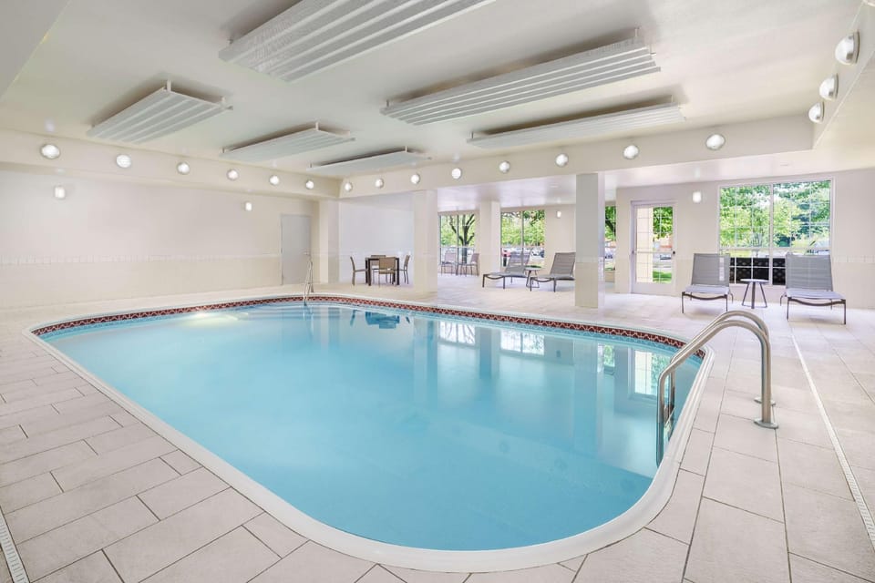 Homewood Suites by Hilton Erie Hotel in Millcreek Township