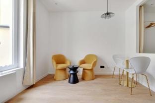 Charming apartment - 1BR - 2P - Montreuil Hotel in Vincennes