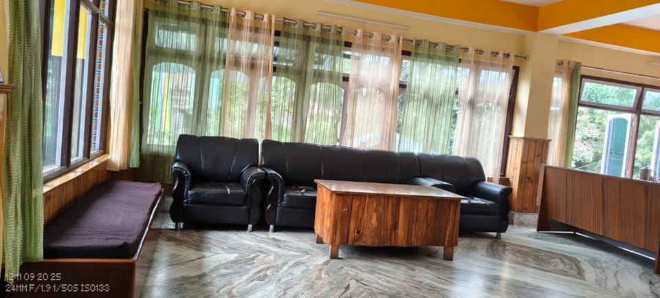 Pelling Hotel Ladakh House Hotel in India