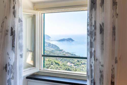 Cava Arde Rooms Hotel in Lavagna