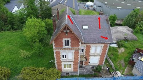 Chambre calme dans une colocation de 5 personnes Hotel in Wallonia, Belgium