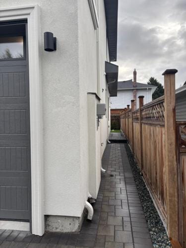 South surrey Secondary Suite with Kitchen Hotel in Surrey