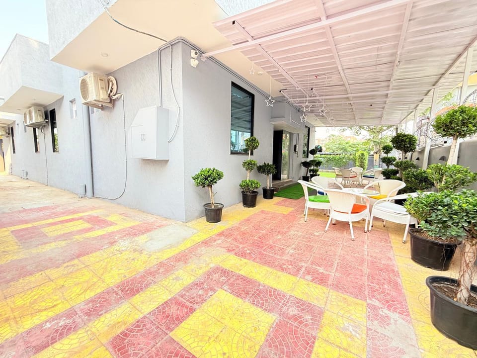 Rasa Boutique Stay Hotel in Noida