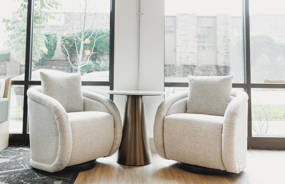 POSH on Kirkwood, A Boutique Hotel Hotel in Bloomington