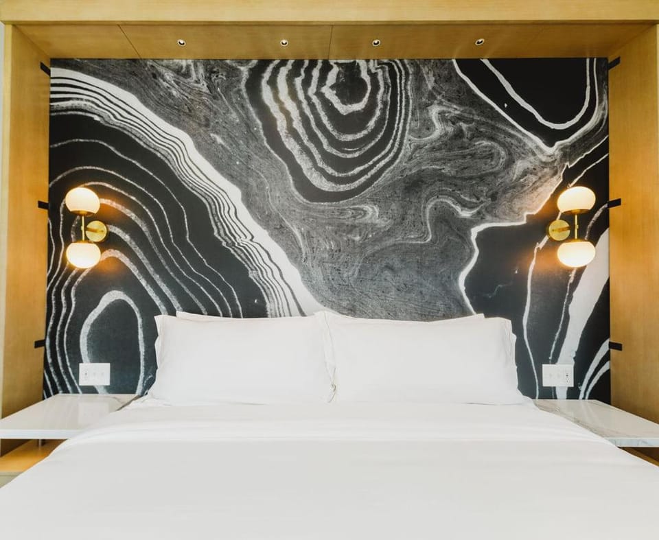POSH on Kirkwood, A Boutique Hotel Hotel in Bloomington