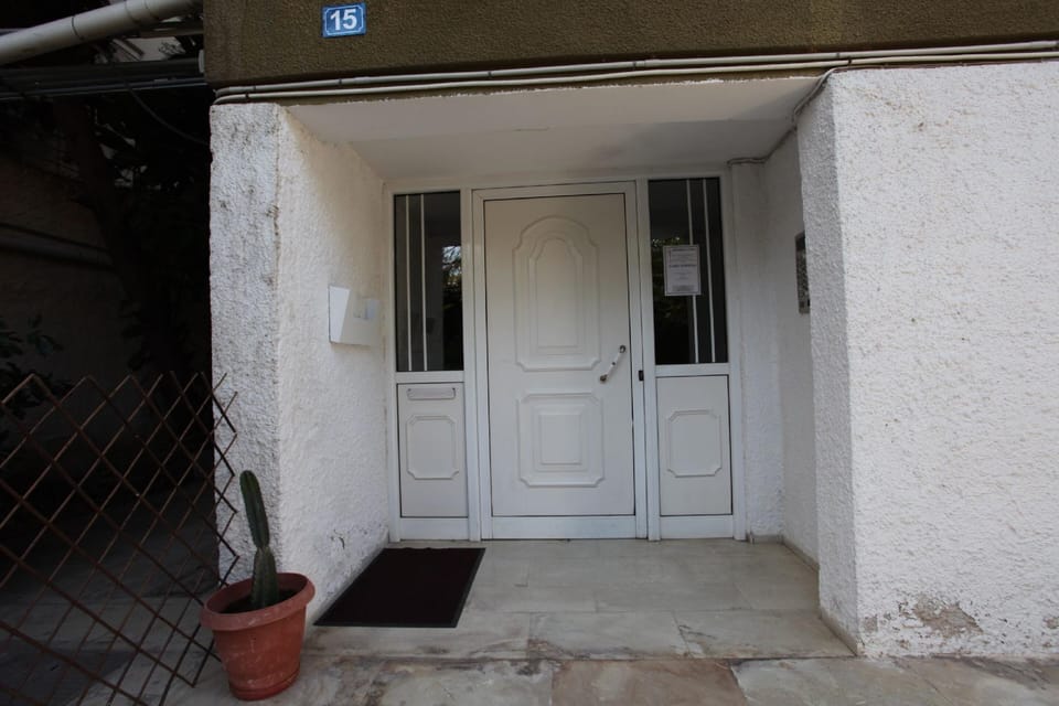 Edem apartment Sea View Hotel in Alimos