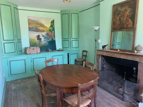 Les Buis, Chambre des Poetesses Hotel in Centre-Val de Loire