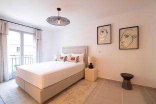 Bright Apartment 1BR/2P - Port of Saint-Tropez Hotel in Saint-Tropez