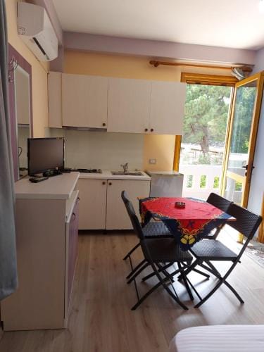 Vila Green Relax Lodge in Vlorë