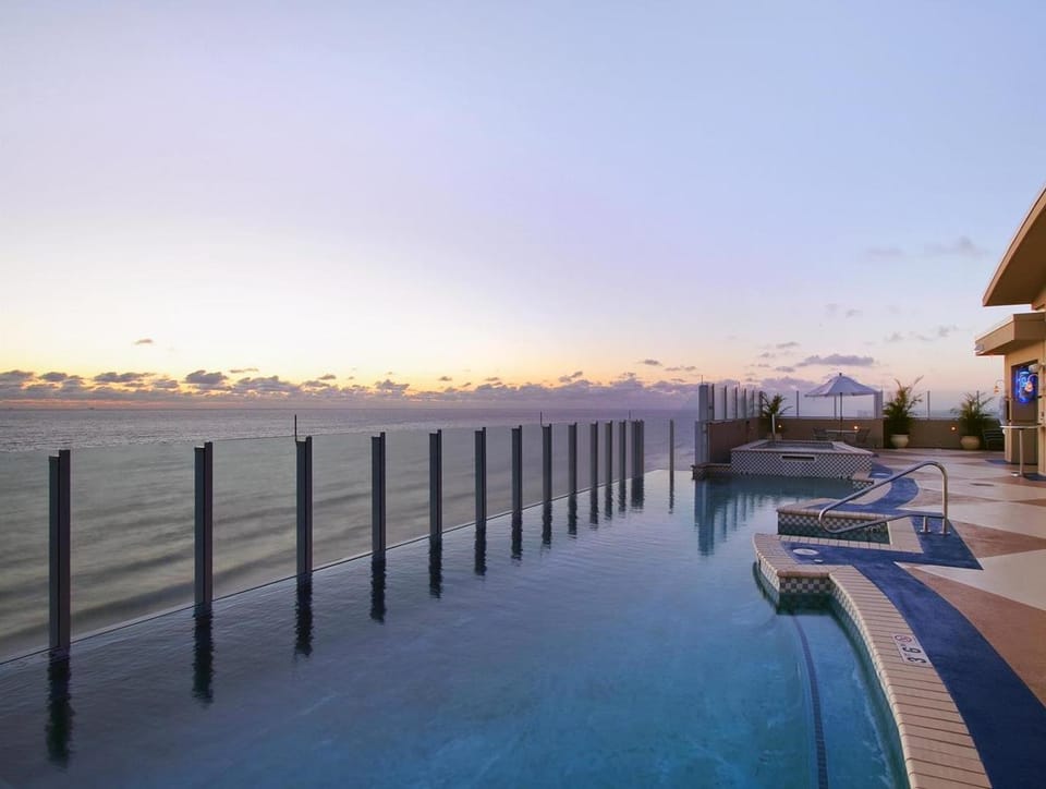 Hilton Virginia Beach Oceanfront Hotel in Virginia Beach