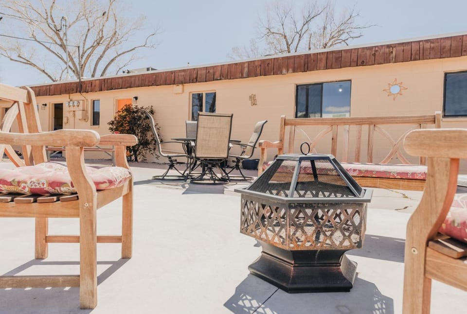 Home Style Apartments - 1 & 3 BR Suites with Full Kitchen Inn in Page