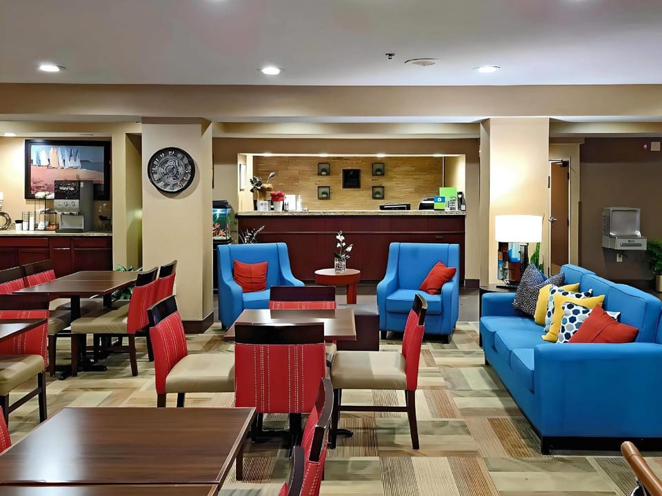 Comfort Inn, Erie - Near Presque Isle Hotel in Millcreek Township