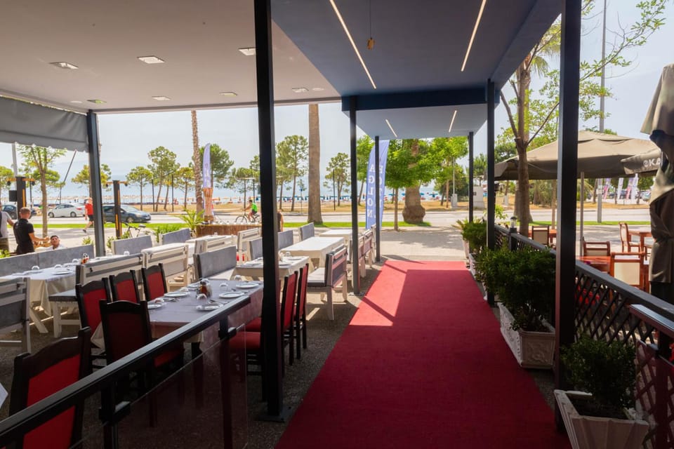 Hotel Aglon Hotel in Vlorë