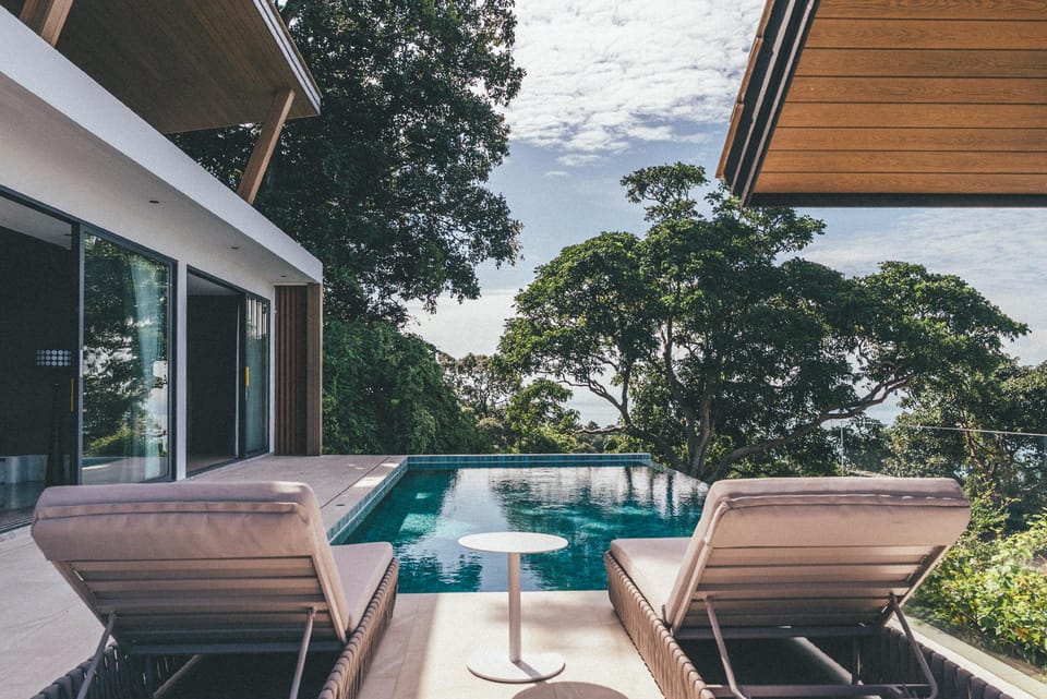 Private pool