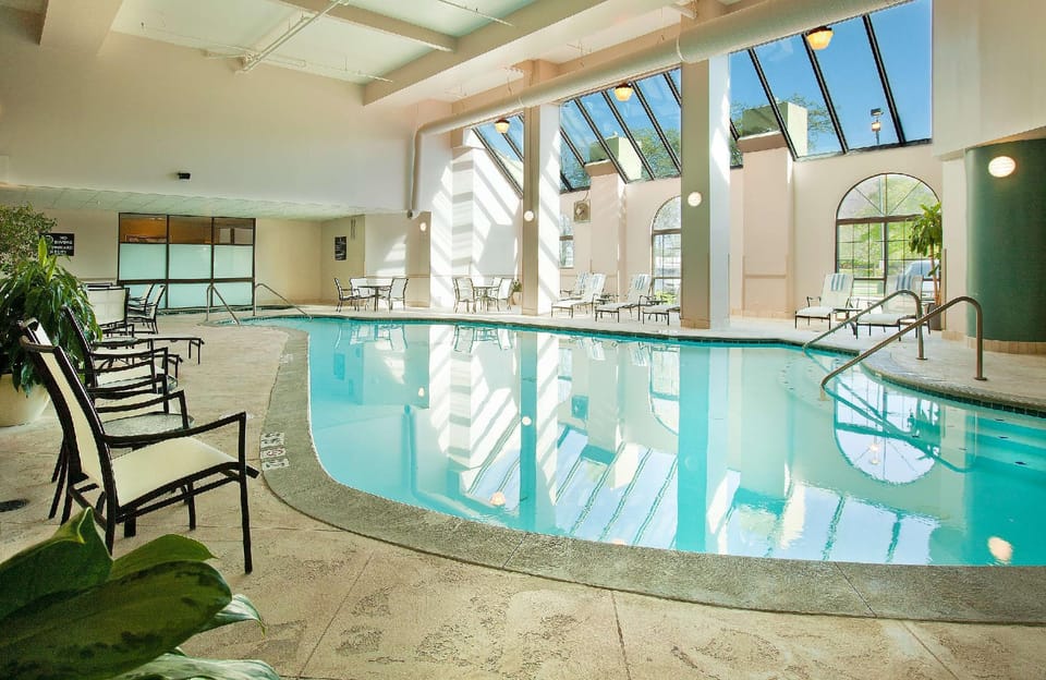 Embassy Suites by Hilton Indianapolis North Hotel in Pike Township
