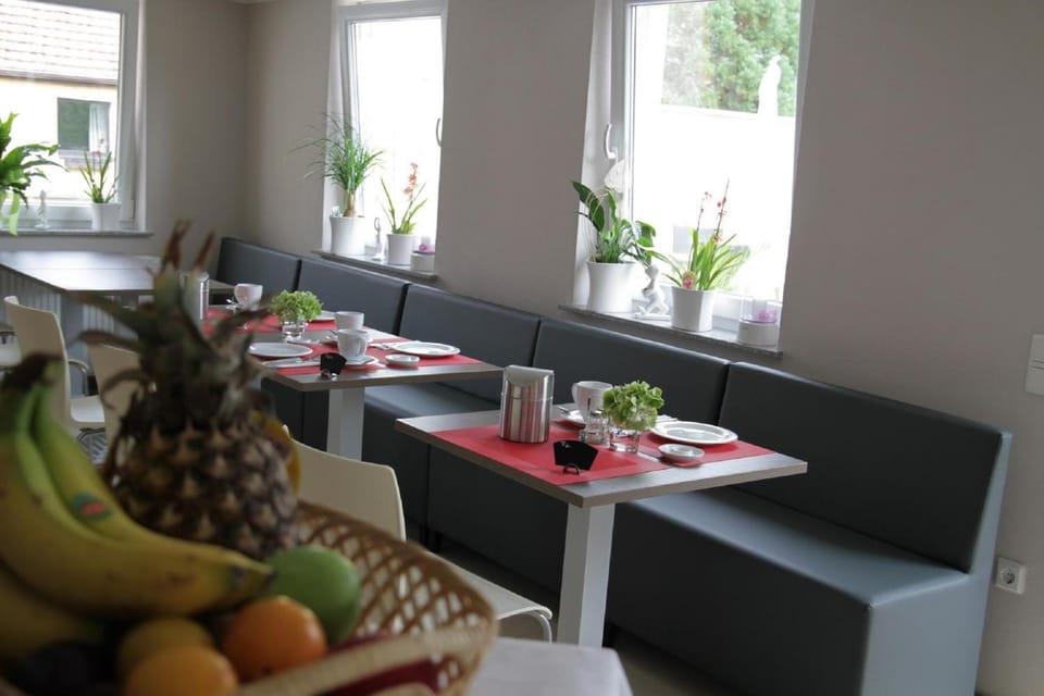 Apado-Hotel garni Hotel in Saarland, 66, Germany