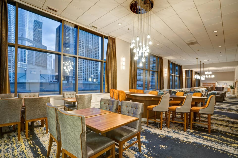 Homewood Suites by Hilton Chicago - Downtown Hotel in River North