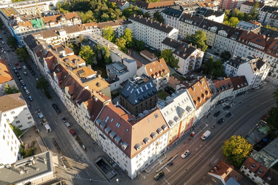 Conlon House Lower East Side Hotel in Munich