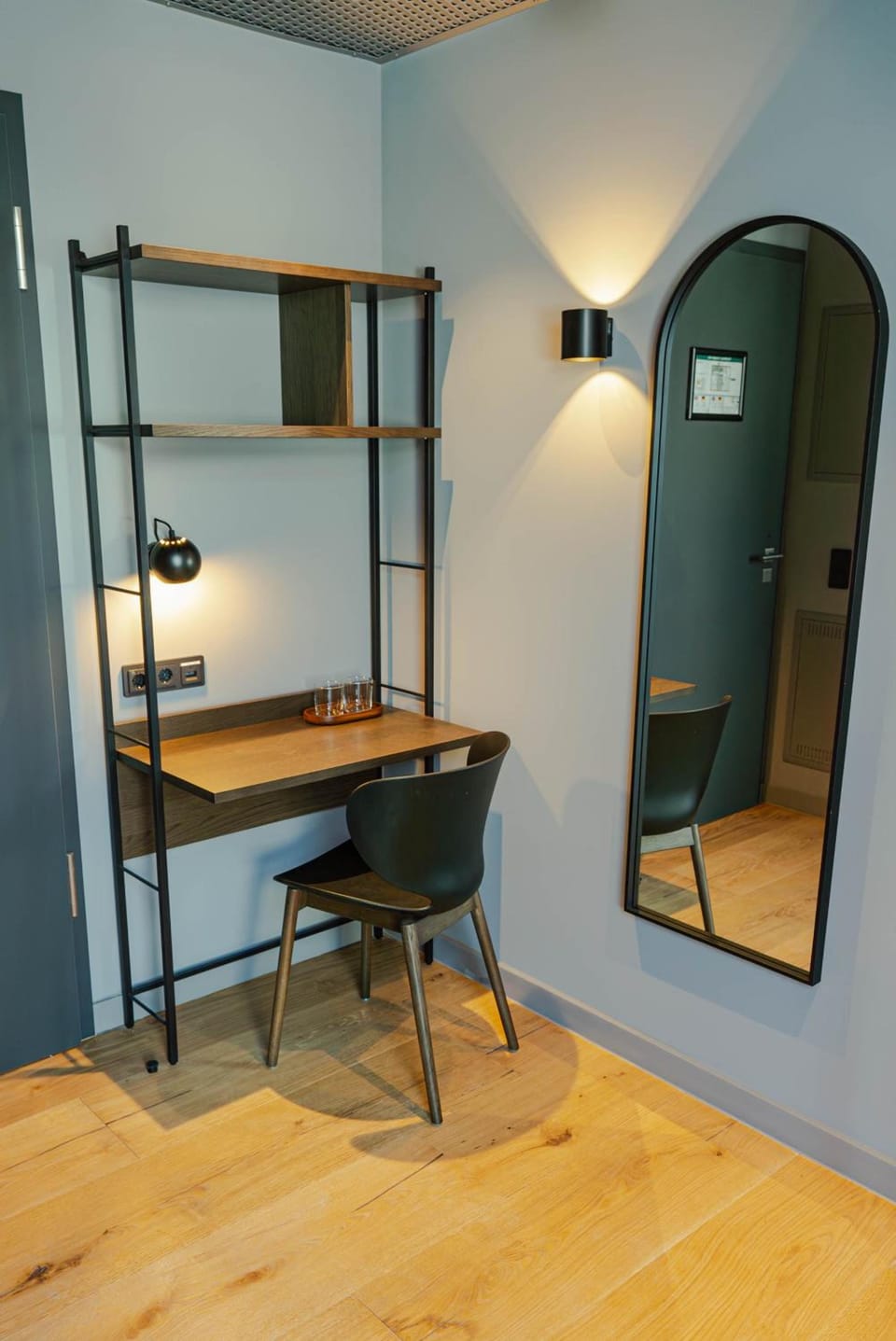 Conlon House Lower East Side Hotel in Munich