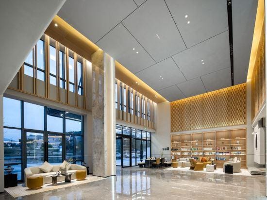 Atour Hotel Lishui Longquan Hotel in Zhejiang