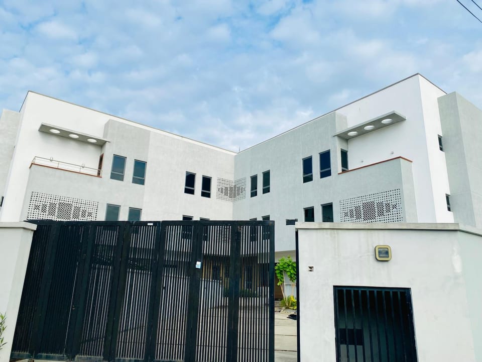 GRACE LODGE LEKKI Phase 1 Hotel in Lagos, Nigeria