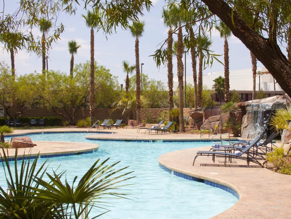 Embassy Suites by Hilton Las Vegas Hotel in Paradise