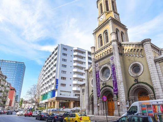 Grand Studio - Cismigiu Park Hotel in Bucharest
