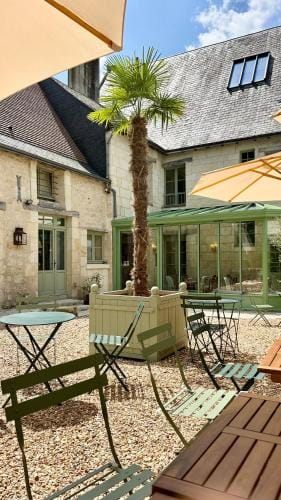 Auberge Radieuse Hotel in Centre-Val de Loire