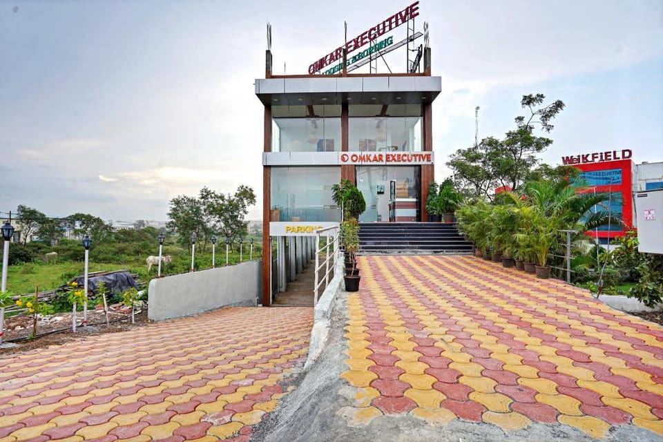  OMKAR EXECUTIVE NAGAR ROAD Hotel in Maharashtra