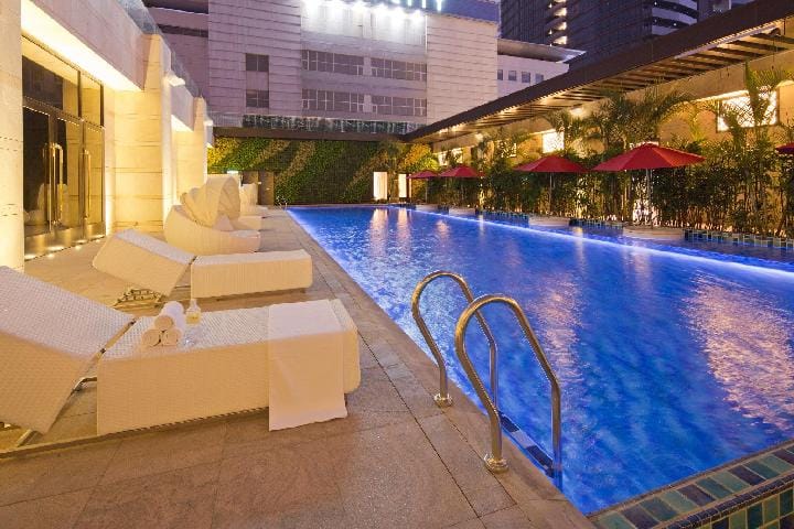 Swimming pool