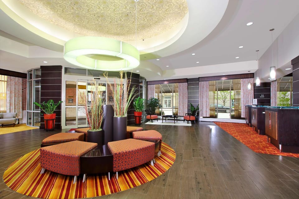 Hampton Inn & Suites Columbus-Downtown Hotel in Short North