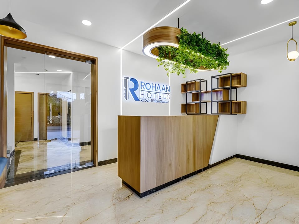 Rohaan Elite stays by UPAR Hotel in Chennai