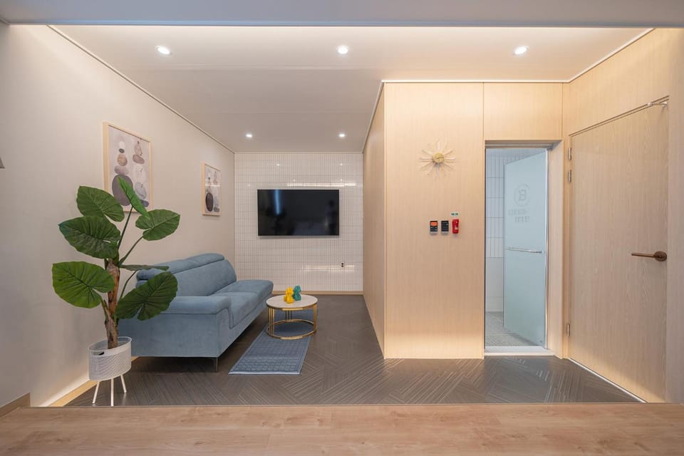 Browndot Gangneung Station Motel in South Korea