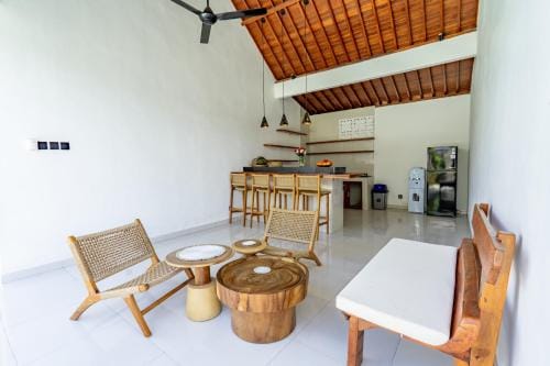 Kubu Kembar 2 Hotel in Tampaksiring