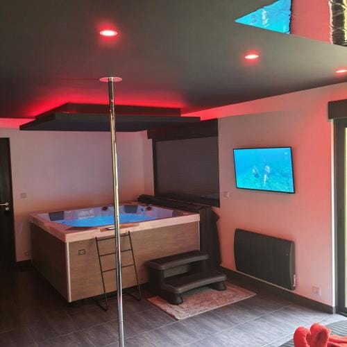 Au Prelasse SPA PRIVATIF Hotel in Hauts-de-France