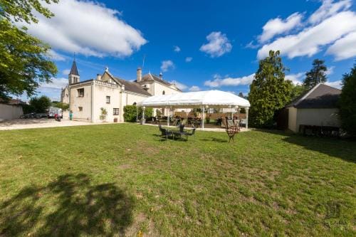 "Maison D'hotes du Prieure" Hotel in Centre-Val de Loire