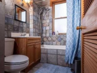 PRIME Location - Over 4,500 Reviews - Free Parking Hotel in Ohio