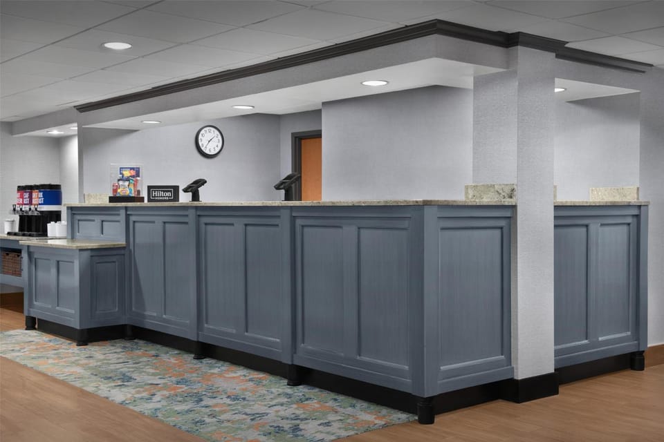 Hampton Inn Pittsburgh/Greentree Hotel in Pittsburgh
