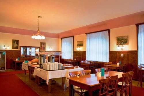 Thermenhotel Krone - next to skilift Hotel in Bad Hofgastein