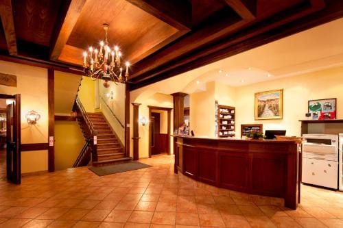 Thermenhotel Krone - next to skilift Hotel in Bad Hofgastein