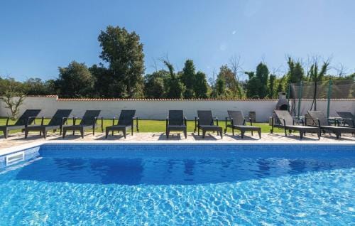 Holiday Homes Rojnic Hotel in Banjole