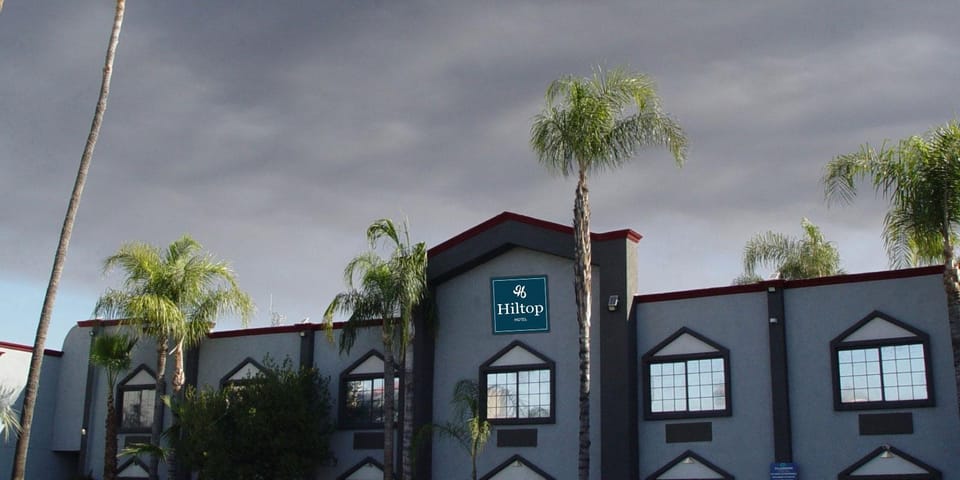 Hiltop Hotel Hotel in Bakersfield