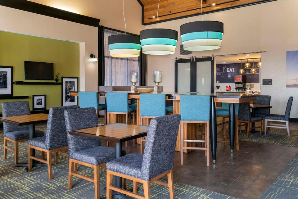 Comfort Inn & Suites Toledo North Hotel in Toledo
