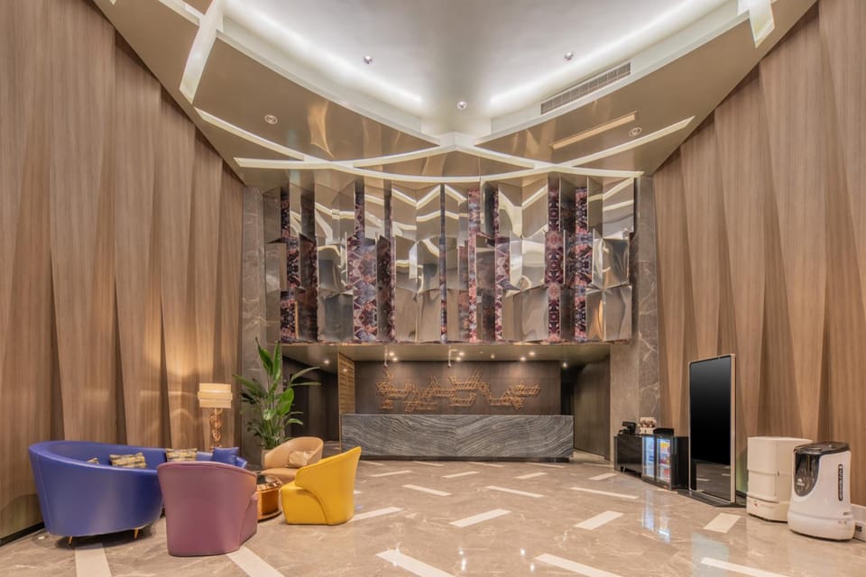 Hangzhou West Lake 6698 Crystal Design Hotel Hotel in Hangzhou
